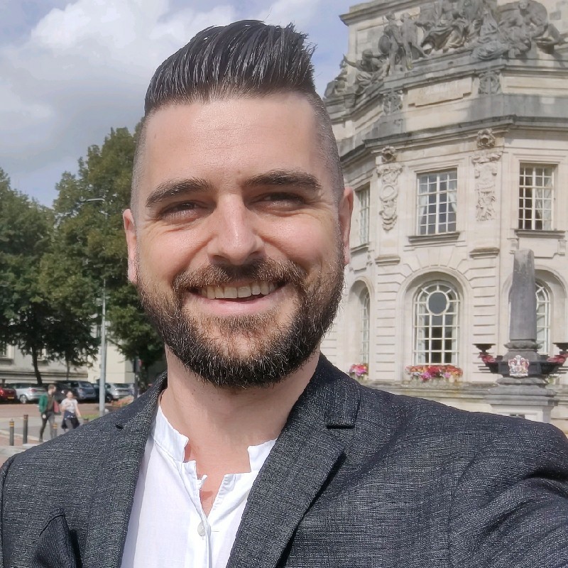 Samuel Jackson headshot